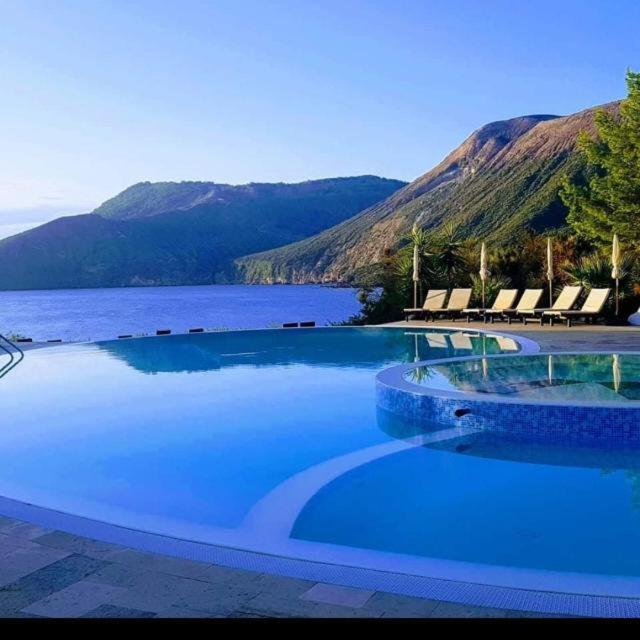 Vulcano Blu Residence Липари Екстериор снимка