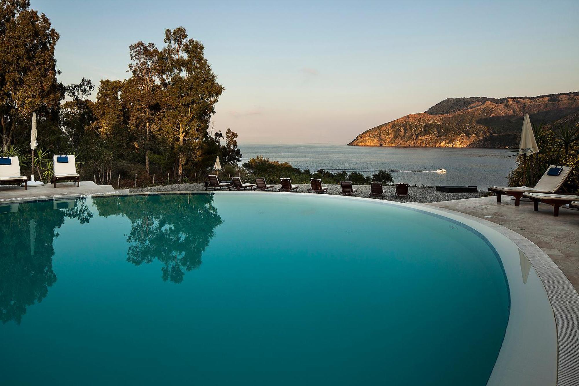 Vulcano Blu Residence Липари Екстериор снимка
