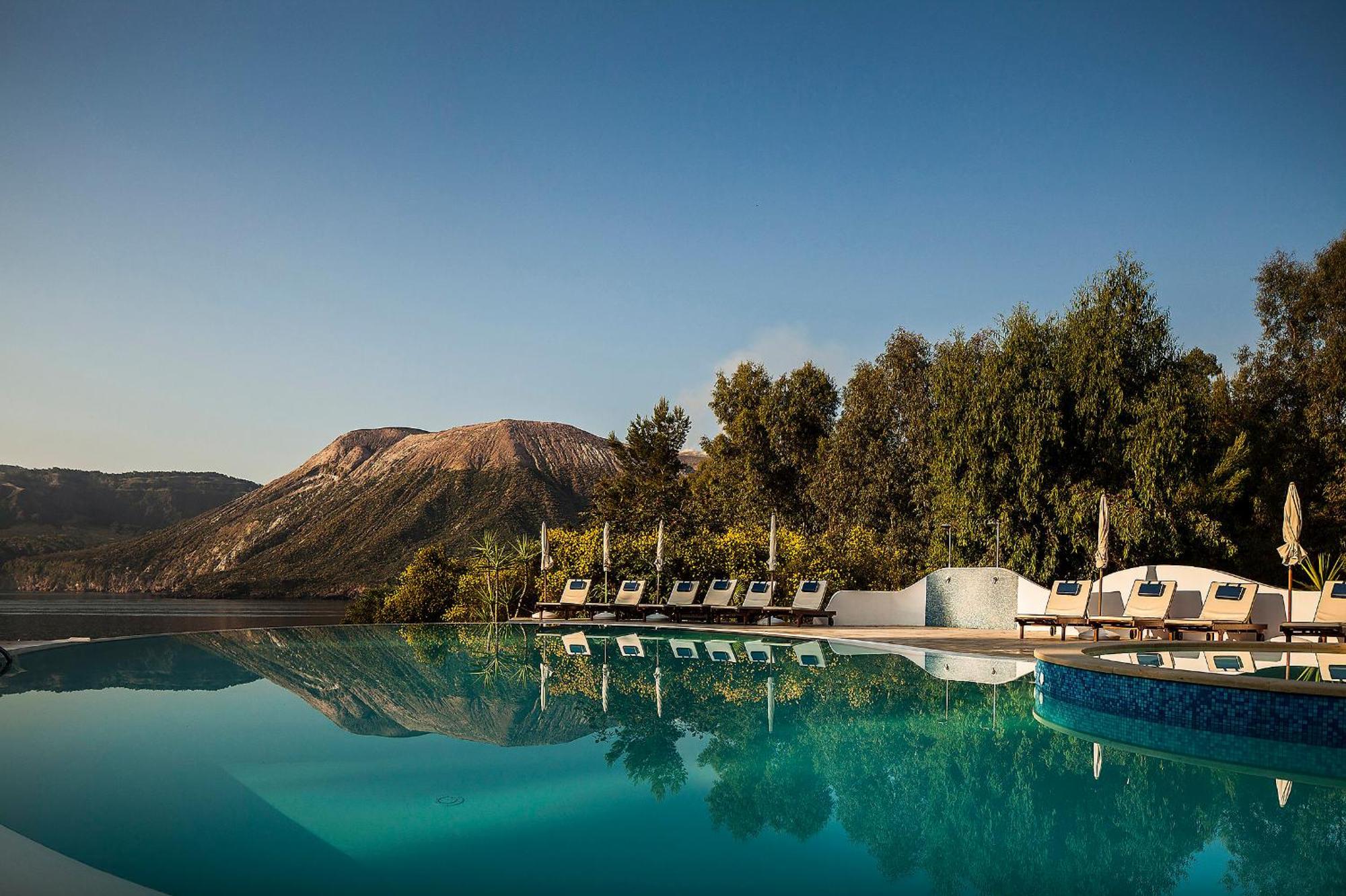 Vulcano Blu Residence Липари Екстериор снимка