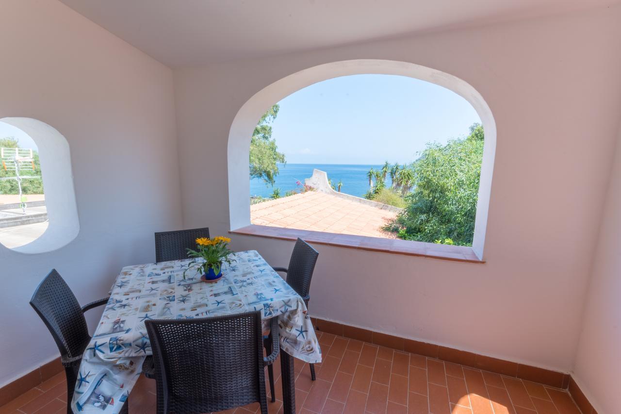 Vulcano Blu Residence Липари Екстериор снимка