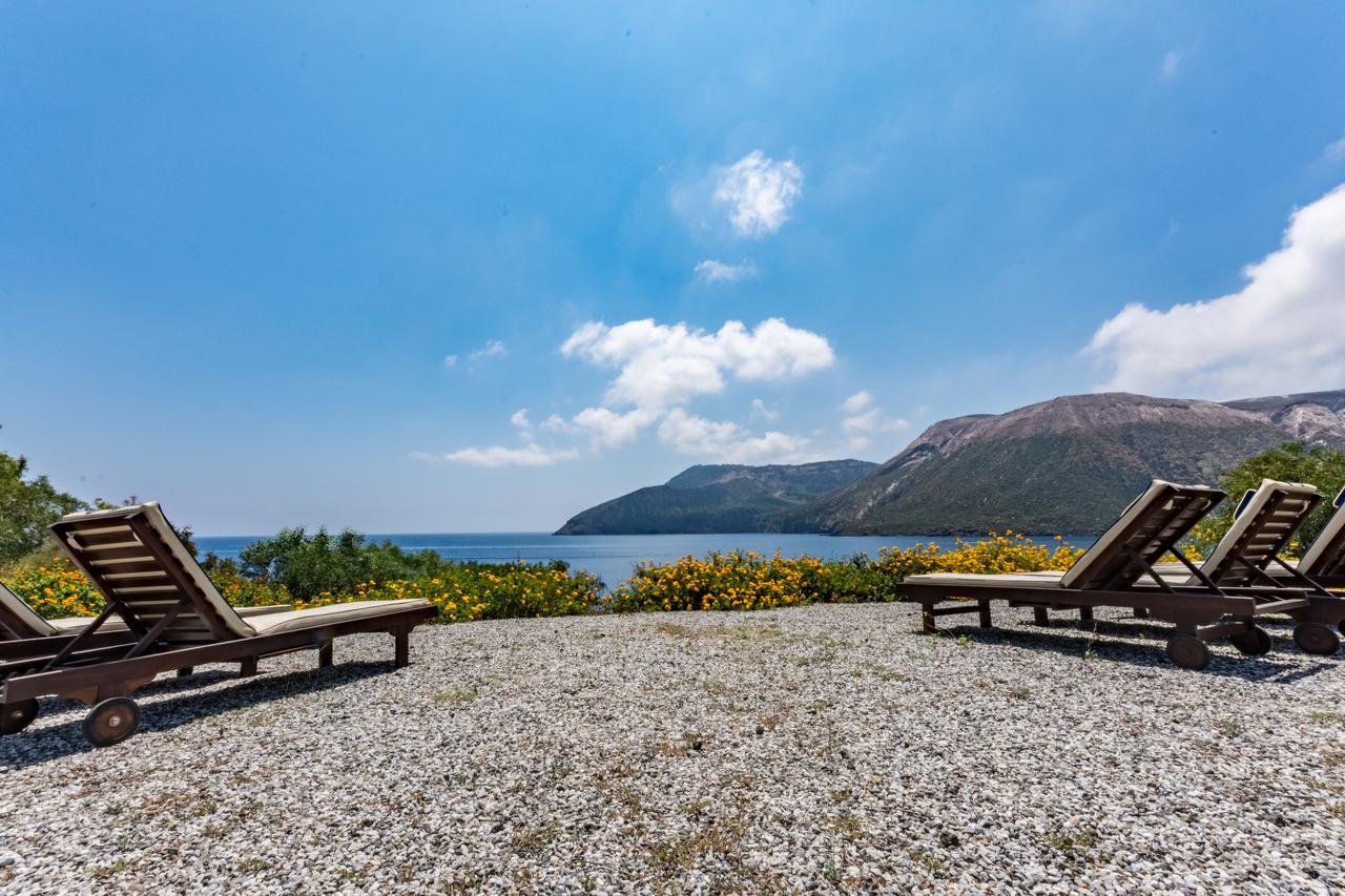 Vulcano Blu Residence Липари Екстериор снимка